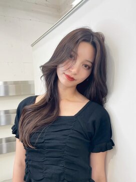 ヒュー 広島(HEW) 上品レイヤーカット