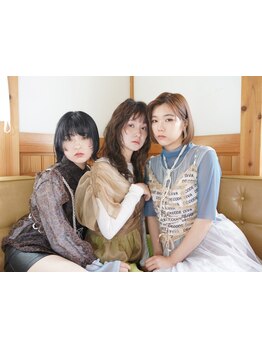 平日限定や学割ク-ポンでお得★高額な水素カラ-が30-40%OFFでご提供★一人ひとりに寄り添うサポートが魅力!