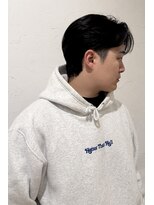 ファム(FAM)&nbsp;センターパート　フェザーパーマ　メンズ　代官山　中目黒　渋谷