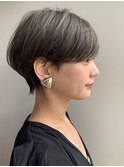 美シルエットの大人ショート