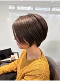 くびれショートボブ×ブラウンカラー