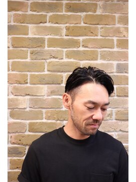 ナチュラルピー  阪急茨木本通り商店街店(Natural.P) ビジネスマンツーブロックショート