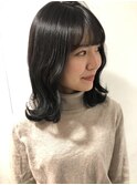韓国風外ハネミディアム モテ髪カタログ美肌カラー