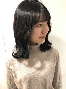 グランドライン(GRAND LINE) 韓国風外ハネミディアム モテ髪カタログ美肌カラー