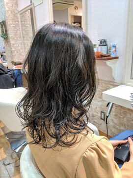 ミエルヘアーエスト 新宿店(mielhair est) レイヤー×ミディ【新宿】