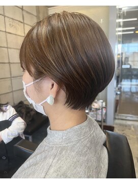 ボウ(BOW) 大人ショートボブ