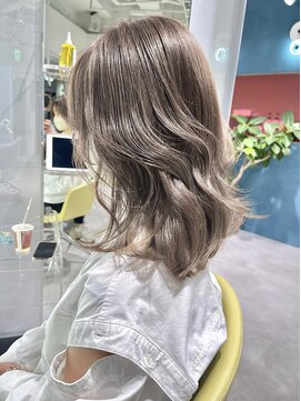 ユー(juu.) new open☆【juu./柳迫】ブリーチ1回　milk greyge