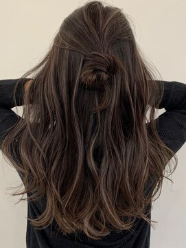 ジルブラン 横浜関内(JIL BLAN) ハイライトバレイヤージュダブルカラーケアプリーチ30代40代