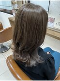 アッシュブラウン