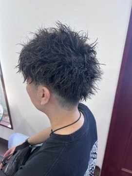 ヘアルーム ウキ メンズカットツイストパーマ