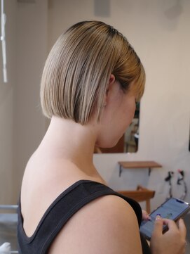 ヨー(Yoh-) 【ミニボブ/阿部達哉】ショートボブ/ボブ/切りっぱなしボブ