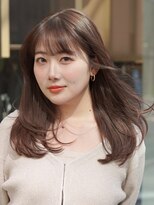 ノイカーム(noi Calm)&nbsp;顔周りレイヤーカットグレージュカラーくびれボブベージュカラー