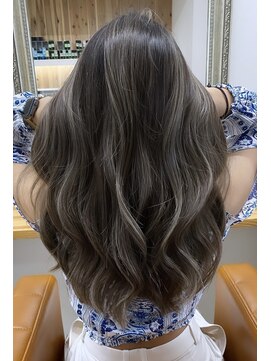 ピグメント(pigment) 海外風ハイライトからー