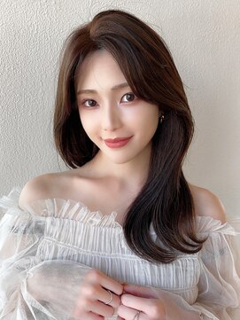 アフロート ディル(AFLOAT D'L) 小顔前髪顔周り面長くびれレイヤー20代30代40代