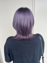 アルレン(Allen)&nbsp;透明感のあるラベンダーカラー　ウルフカット