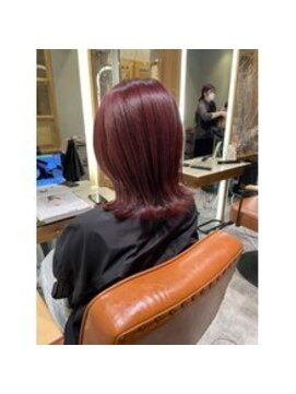 オレロ 国立(olelo) 暗めカラー/グランマッシュ/デザインカラー/フェザーパーマ/国立