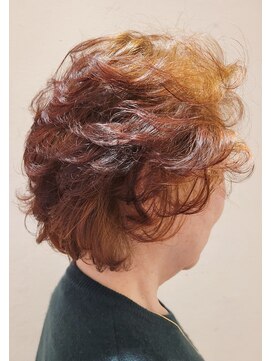 松本平太郎美容室 国立店 シニアショートレイヤー×クリープパーマ×ヘアマニキュア