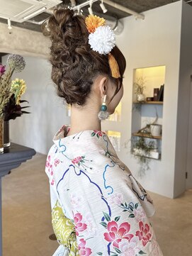 トリア(the tria) KURUMI ヘアアレンジ♪