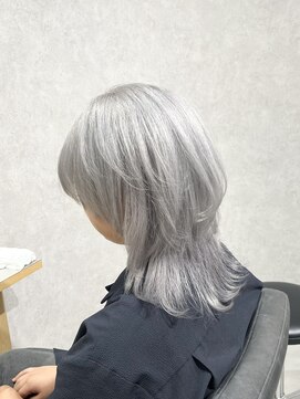 ソルア 上本町(solua) ホワイトシルバー/ホワイトグレージュ/ハイトーン