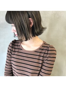 ミント(mint) 切りっぱなしボブ&人気の暗髪グレー♪