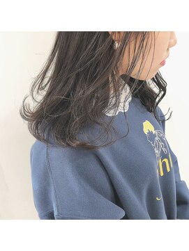 ガーランドウメダ(Garland umeda) リラックスウェーブ＿ミディアム＿00032