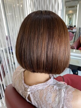 クオリス 赤塚店(QUALIS) 【QUALIS】前下がりボブ スタイリング簡単