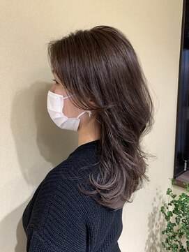 ゼン(Zen.) 20代/30代/40代/レイヤーで垢抜けスタイル/Zen.手塚