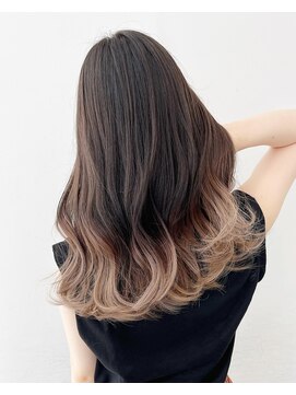 アライブ キチジョウジ(ALIVE Kichijoji) 【ALIVE吉祥寺】ホワイトベージュくすみグラデーション