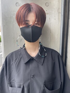 ベコ(Beco) センターパートオレンジヘア20代30代