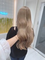 ロンド レア 天神大名店(Lond Le’a)&nbsp;デザインカラー/レイヤーカット/ウェットヘア/オリーブベージュ