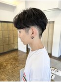 センターパートニュアンスパーマワンカールパーマツーブロック