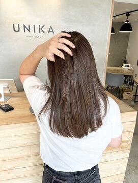 ユニカ(UNIKA) グレージュ☆