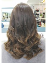 リア ウルル(Ria ulu.ru)&nbsp;巻き髪風