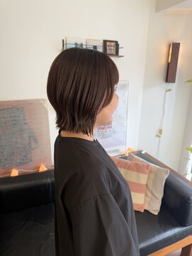 ノエル(Noel) 外ハネウルフ・ショートボブ .°.:*