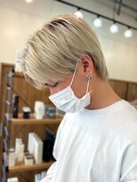 センターパートブリーチダブルカラーフェイスフレーミング