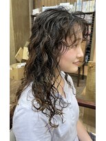 ミニバス(MiNiBASS) スパイラルパーマ 弱め仕上げ