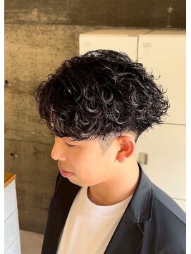 エッジ(EDGE) 大分メンズ刈り上げショートマッシュ波巻きパーマスタイル