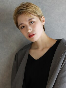 ルー(Luu) 大人ガーリー/似合わせカット/イメチェン/前髪/ダブルカラー