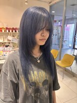 ステラ ヘア デザイン サロン(STELLA hair design salon)&nbsp;涼しげ空色ブルー。 【由比藤】