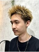 20. スパイキーショート/アクティブショート/金髪ショート