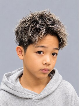 スター 稲沢店(STAR) キッズパーマメッシュカラーショート