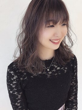 リアン(Lien) ふんわりピンクベージュ/熊田佳奈子