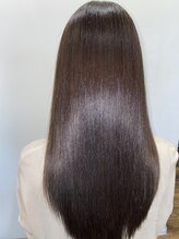 プラウド&nbsp;ネイビーアッシュ☆モデルのようなロングスタイル