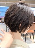 20代30代40代 人気の前下がりショートボブパーマ【ROJITHA】
