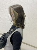 ★hair LOGiA★　オリーブカラーのはっきりインナー　横