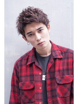 エイミー(Aimee) Aimee 町田 アップバングショート×アッシュブラウン