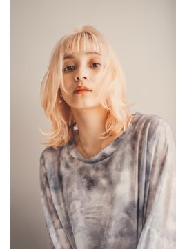 フラミューム 藤枝(flammeum) 顔まわりレイヤーブロンド