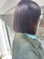 インビテーション(invitation) 肩ラインボブ・ピンクブラウン・イルミナカラー