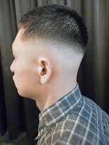 ヘアークリエイト ポライト(hair create Polite) 30代40代メンズ刈り上げフェードスタイル短髪黒髪