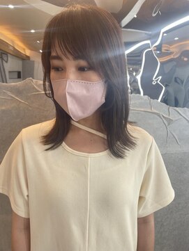 アングゥイー(ungu iE) 外ハネミディ